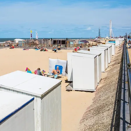 شقة Near Zeedijk Beach, Cleaning Included